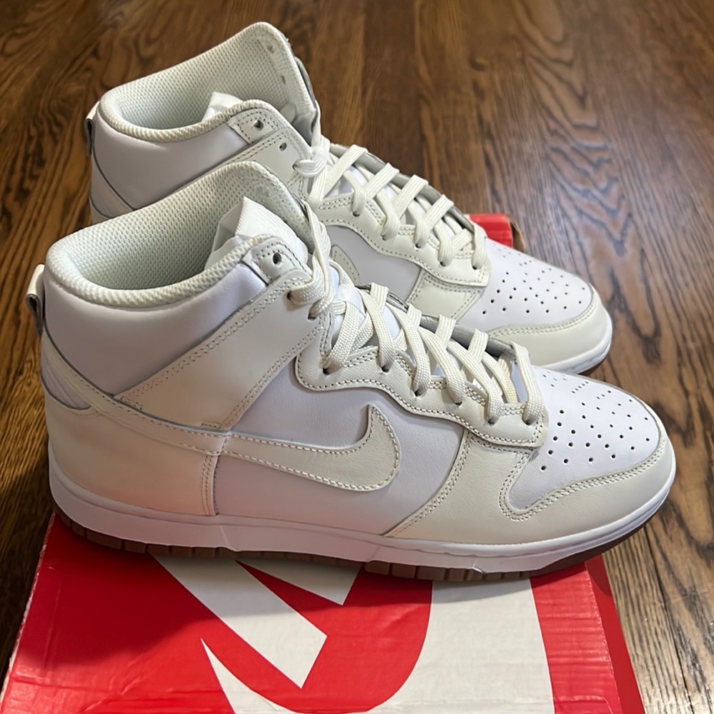 Women’s Nike Dunk High
